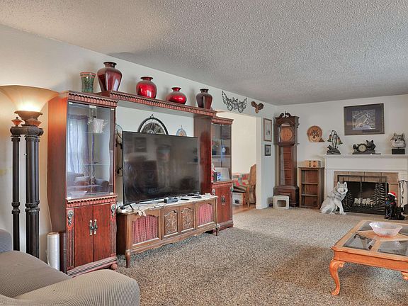 4th image of 513 Ruth Ln