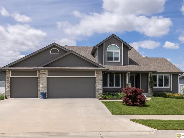 12012 S 44th St, Bellevue, NE 68123