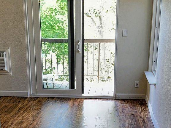 4th image of 2450 Lymbery St APT 305