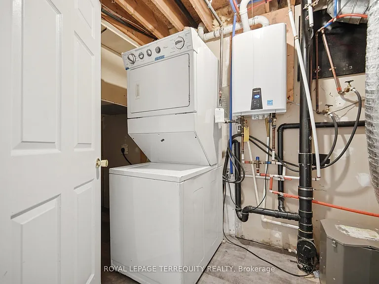 28 Pennsylvania Ave #LOWER LEVEL — Photo 25