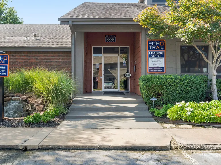 Echo Trail Apartments - Lease Today & Save $300 OFF Move-In Costs! — Photo 77