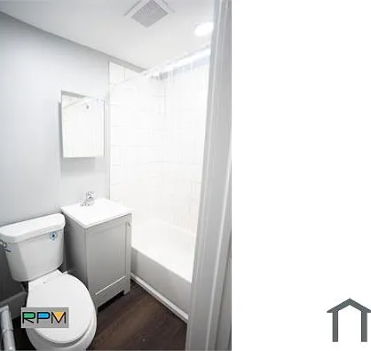 3 bed, $1,800 — Photo 3