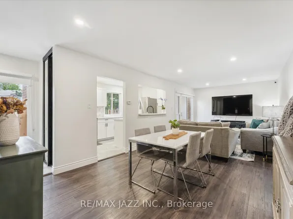 103 Dovedale Dr #40, Whitby, ON L1N 1Z7