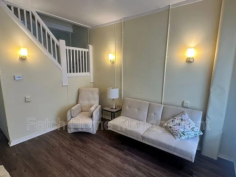 1024 Birch St — Photo 4