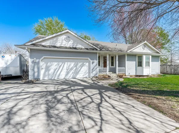 3840 S Gilda Cir, Wichita, KS 67215