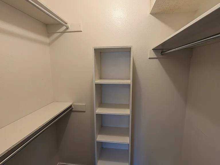 4715 Skillman St #A — Photo 24