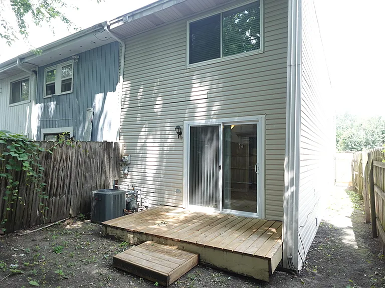 2021 Berkshire Cir #A — Photo 3