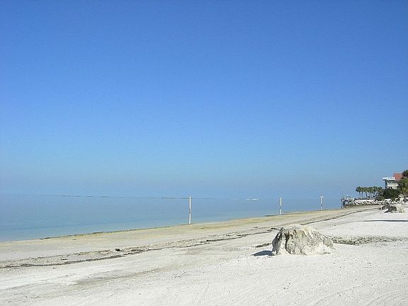 Bautifuyl gulf views from the beach - picnic anyone?