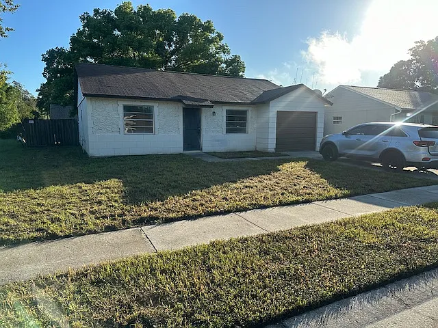 7613 Como Dr — Photo 2