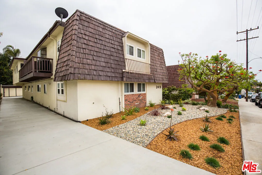 2 bed, 2.0 bath, 1034 sqft, $3,600 — Photo 1
