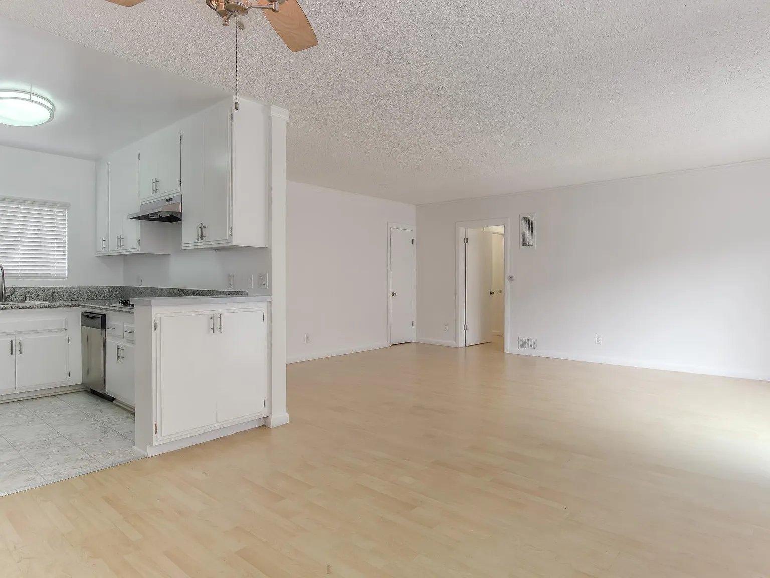 11818 Darlington Ave — Photo 3