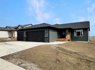 628 Bull Run Dr, Box Elder, SD 57719