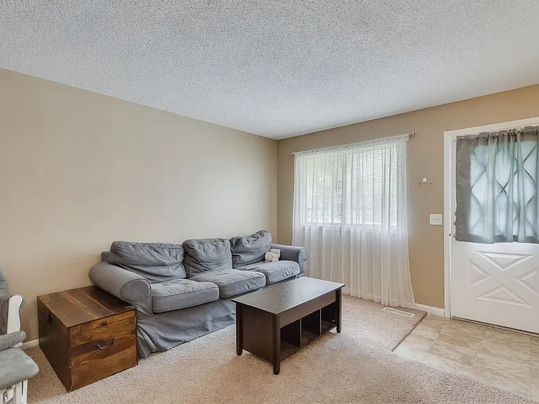 11345 Ibis St NW — Photo 4