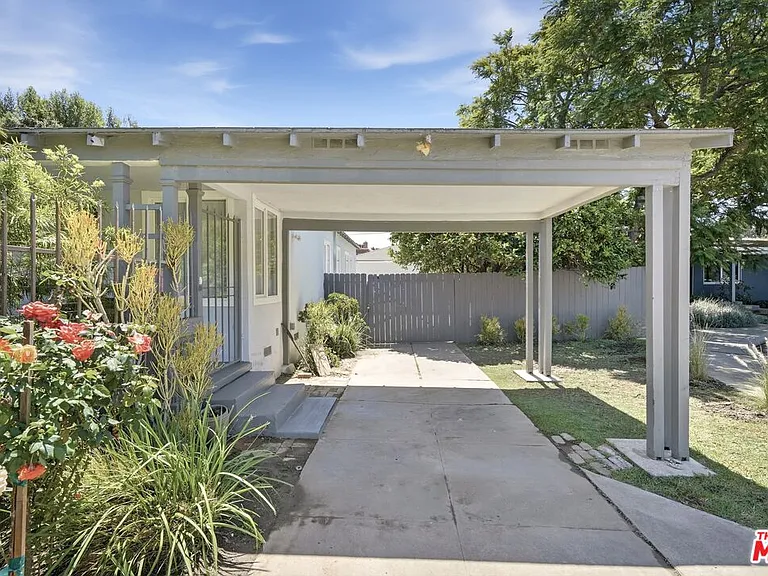 2938 Kansas Ave — Photo 5