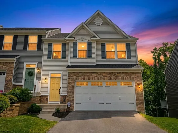 110 Magisk Ln, Morgantown, WV 26501