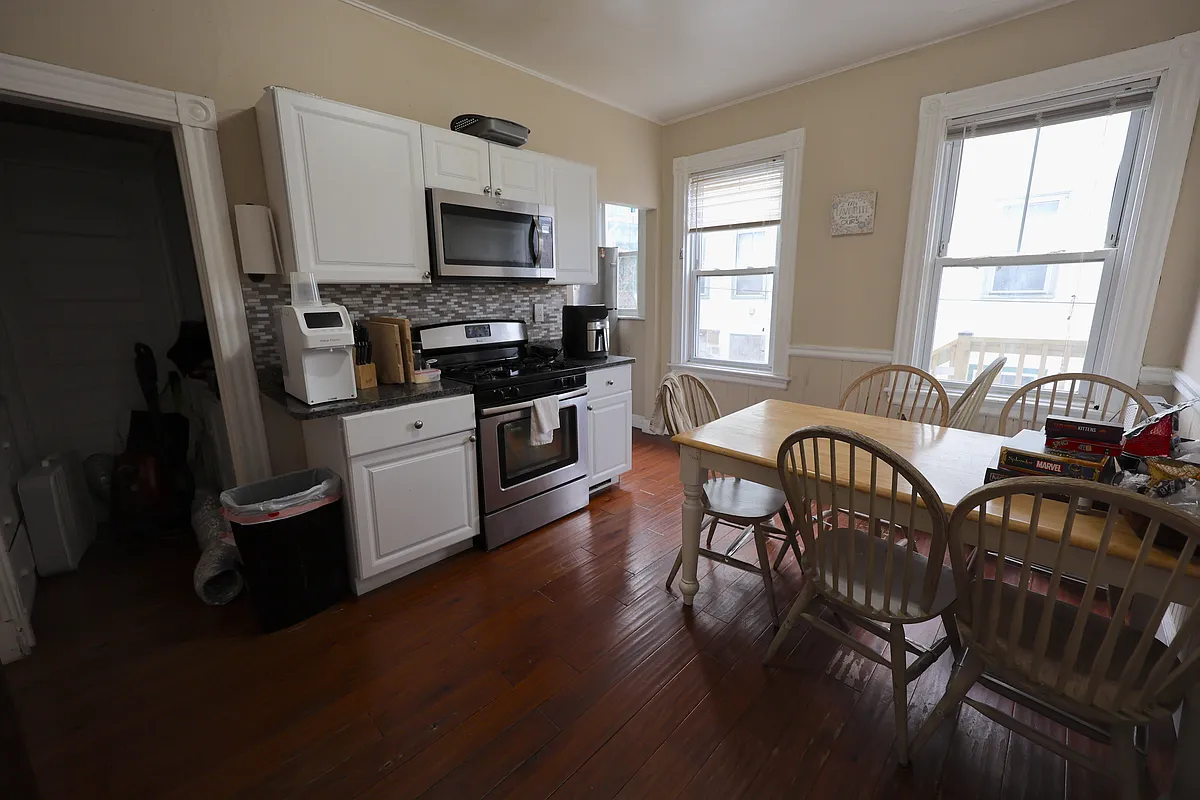 Building Photo - 33-35 Ridgemont St #3