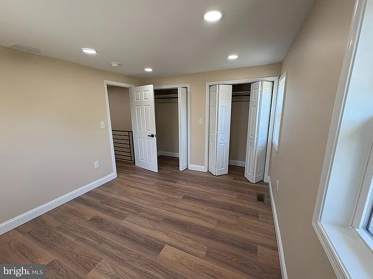 2344 Hamilton Ave — Photo 15