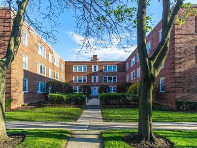 2207 W Morse Ave #3, Chicago, IL, 60645