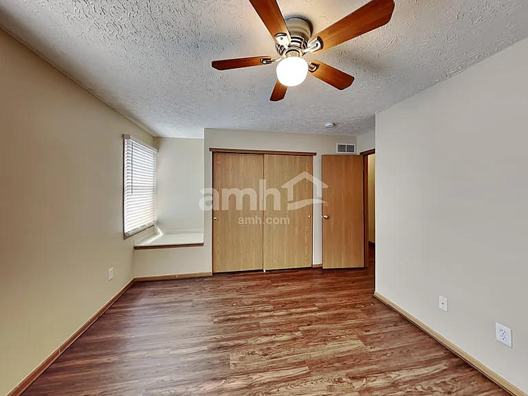 825 Whitehead Dr — Photo 9
