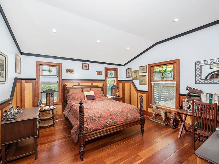 6 White Ln — Photo 10