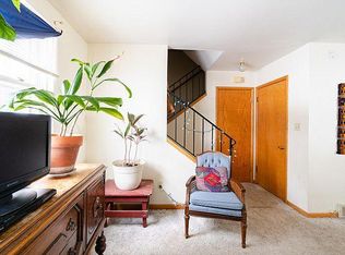 2322 Melrose Dr APT B, Cedar Falls, IA 50613