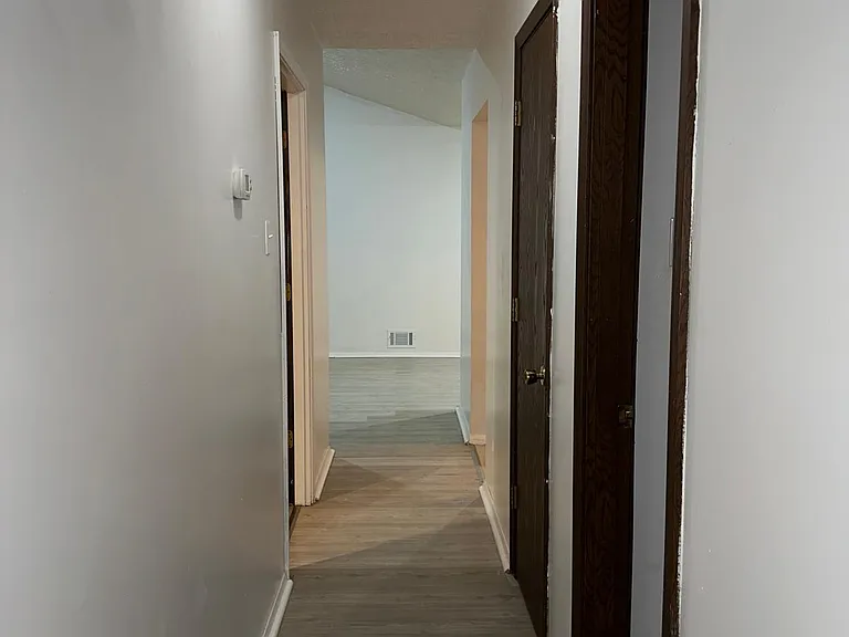 333 Manown St #106 — Photo 8