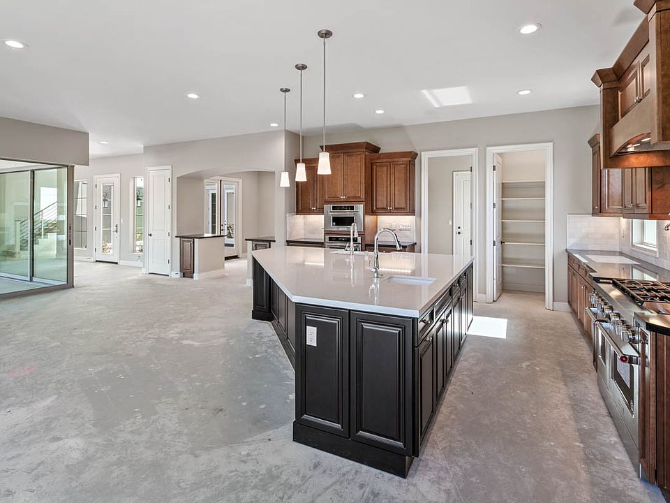 Sterling Residence 1 Plan, Sterling Residences at Belcourt Seven Oaks