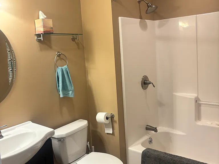 138 Old Black Point Rd — Photo 10