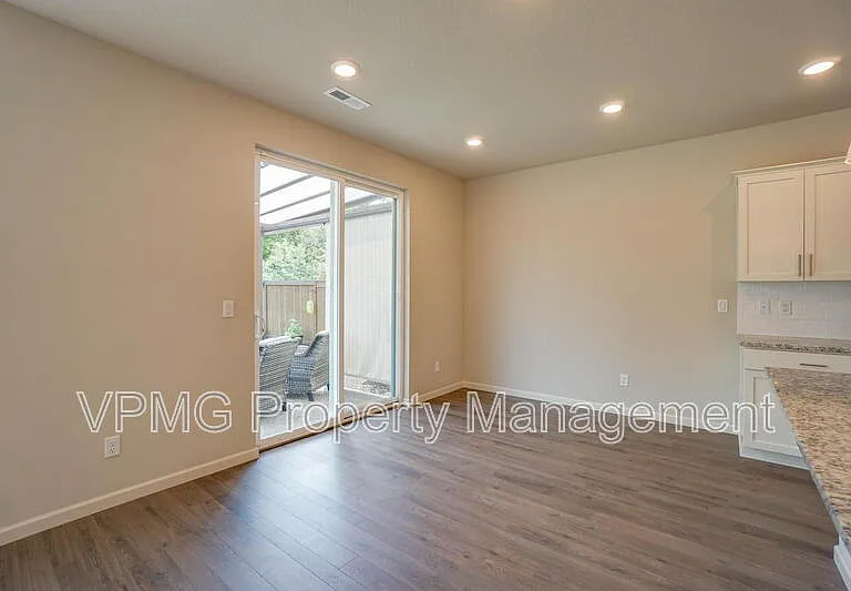 11603 NE 138th Ave — Photo 12