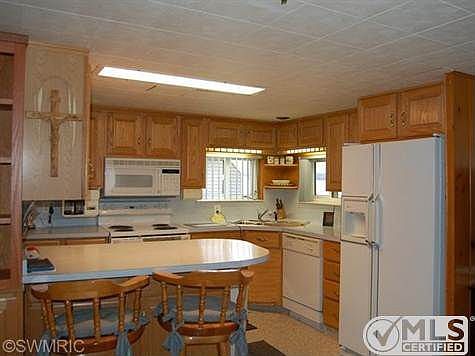 Enjoy the views of the lake from the kitchen.