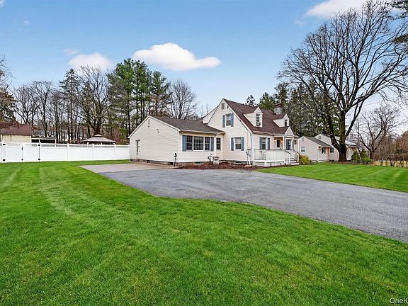 2nd image of 69 S Airmont Road