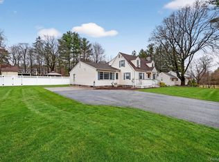69 S Airmont Road, Suffern, NY 10901