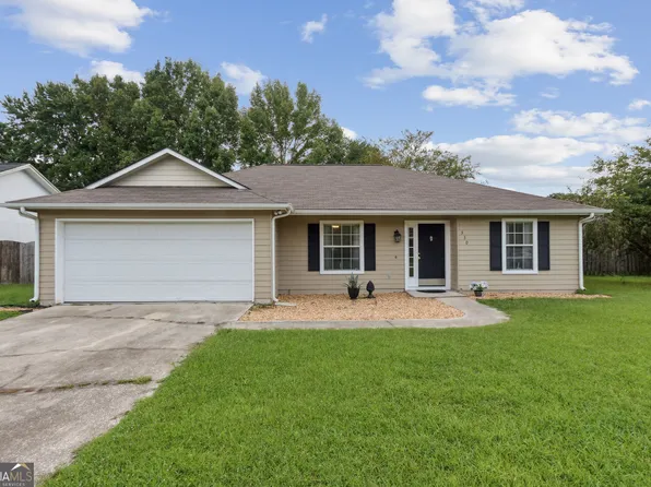 330 Hallowes Dr E, Saint Marys, GA 31558