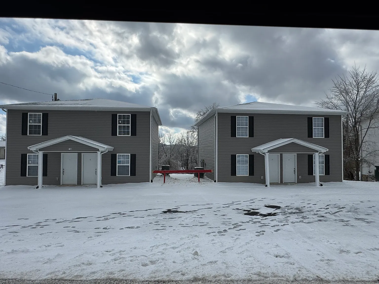 2 bed, 1.5 bath, 1000 sqft, $1,150 — Photo 2