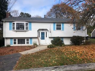 7 Wing Rd #7, Pocasset, MA 02559