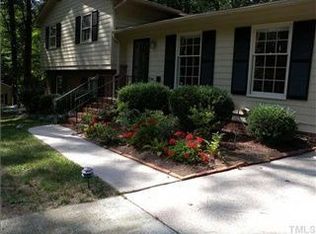 105 Kings Mountain Ct, Chapel Hill, NC 27516