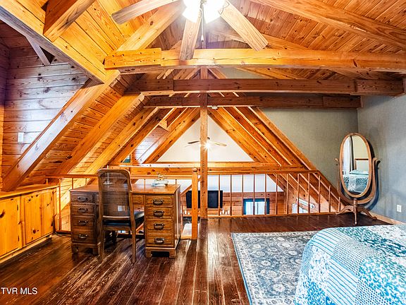 12th image of this home