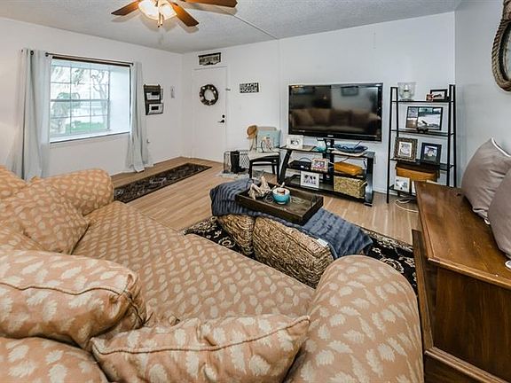 3rd image of 1708 Belleair Forest Dr APT C