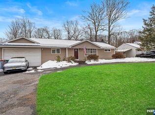 777 Washington Ave, Washington Township, NJ 07676