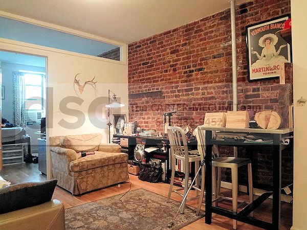 1st image of 315 E 5th St APT 5B