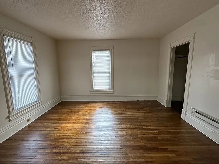 423 Marion St #2 — Photo 1