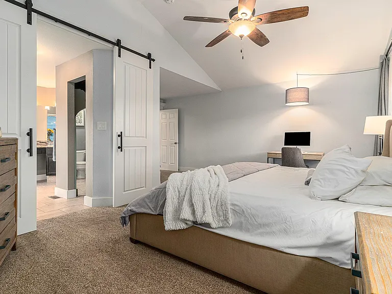 8219 Radcliff Dr — Photo 24