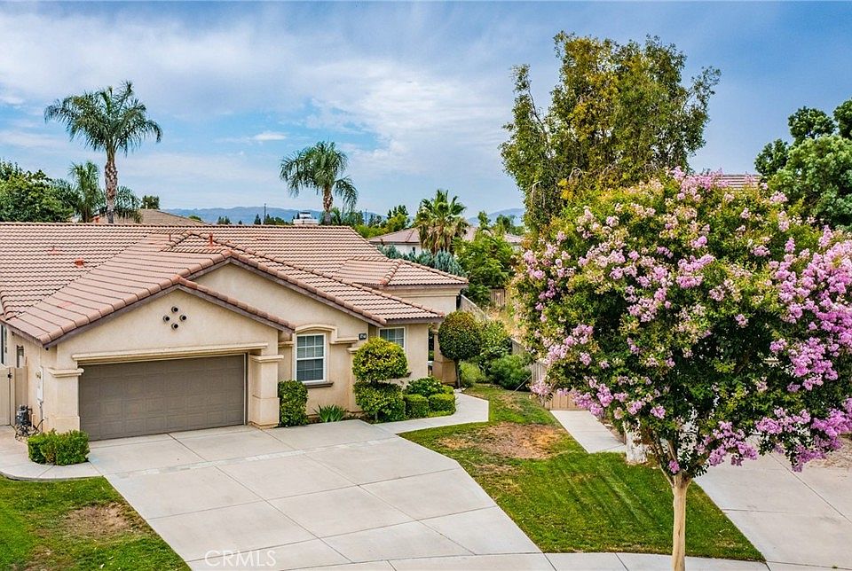 1st image of 1427 Sierra Crest Ct