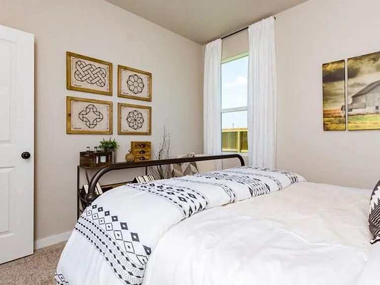 1741 Flagship Dr — Photo 4