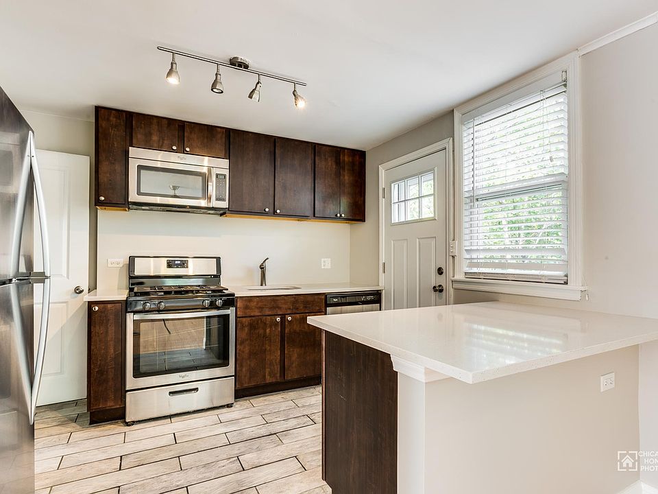 1st image of 5634 W Carmen Ave