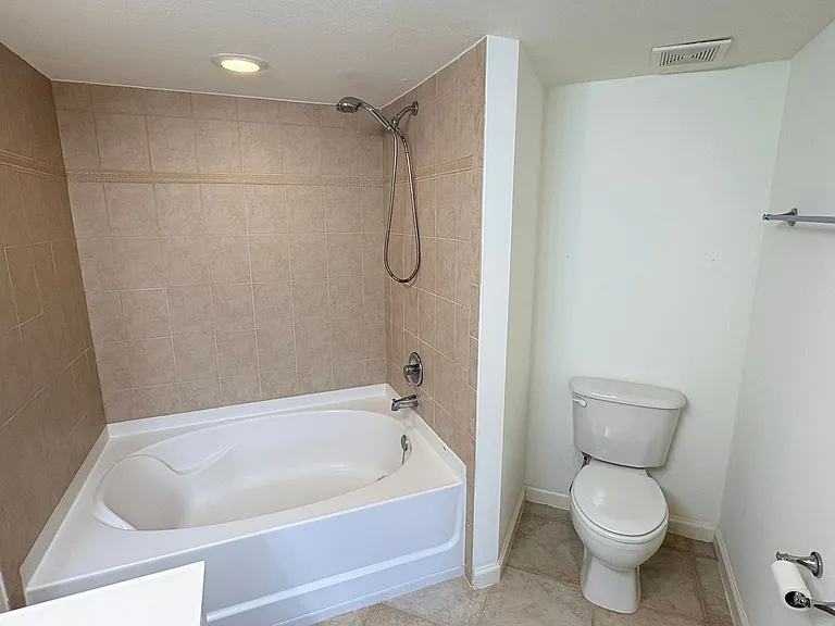 4127 Residence Dr #415 — Photo 13