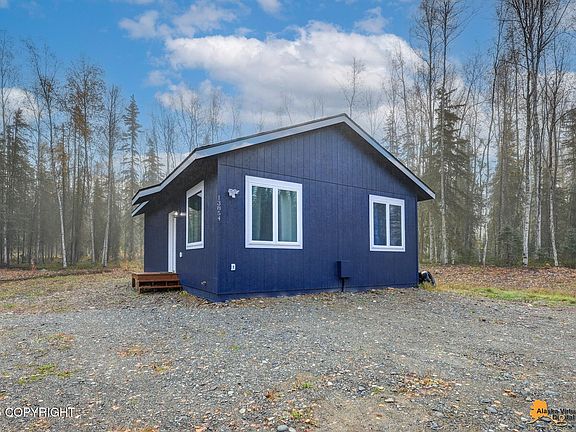 5th image of 13854 W King Arthur Dr