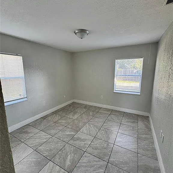 1112 Martin St #C — Photo 4