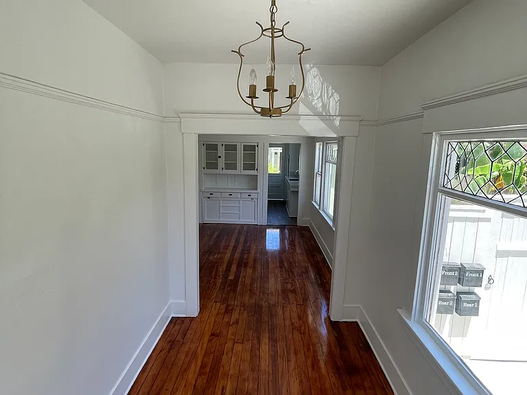 1066 Robinson Ave #1 — Photo 16