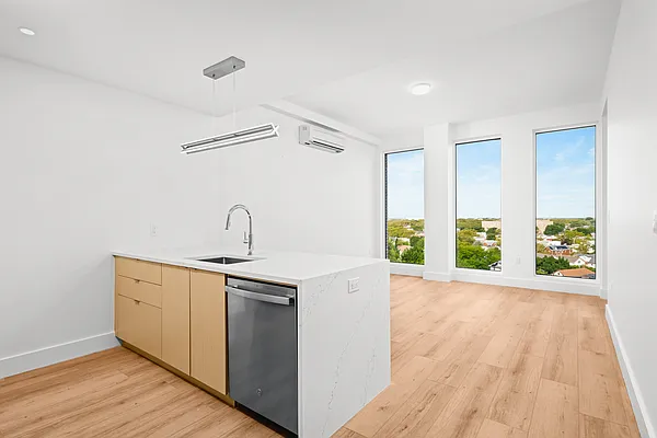 Living room, photo 1
